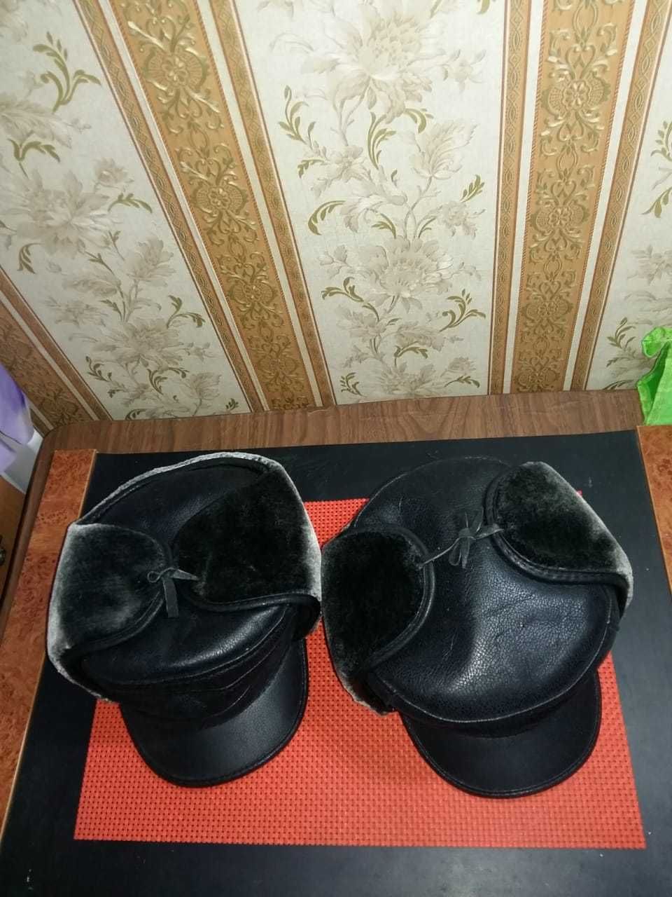 шапка новая 2 шт