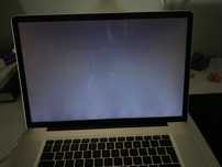 Vând laptop Mac Book pro din anul 2012