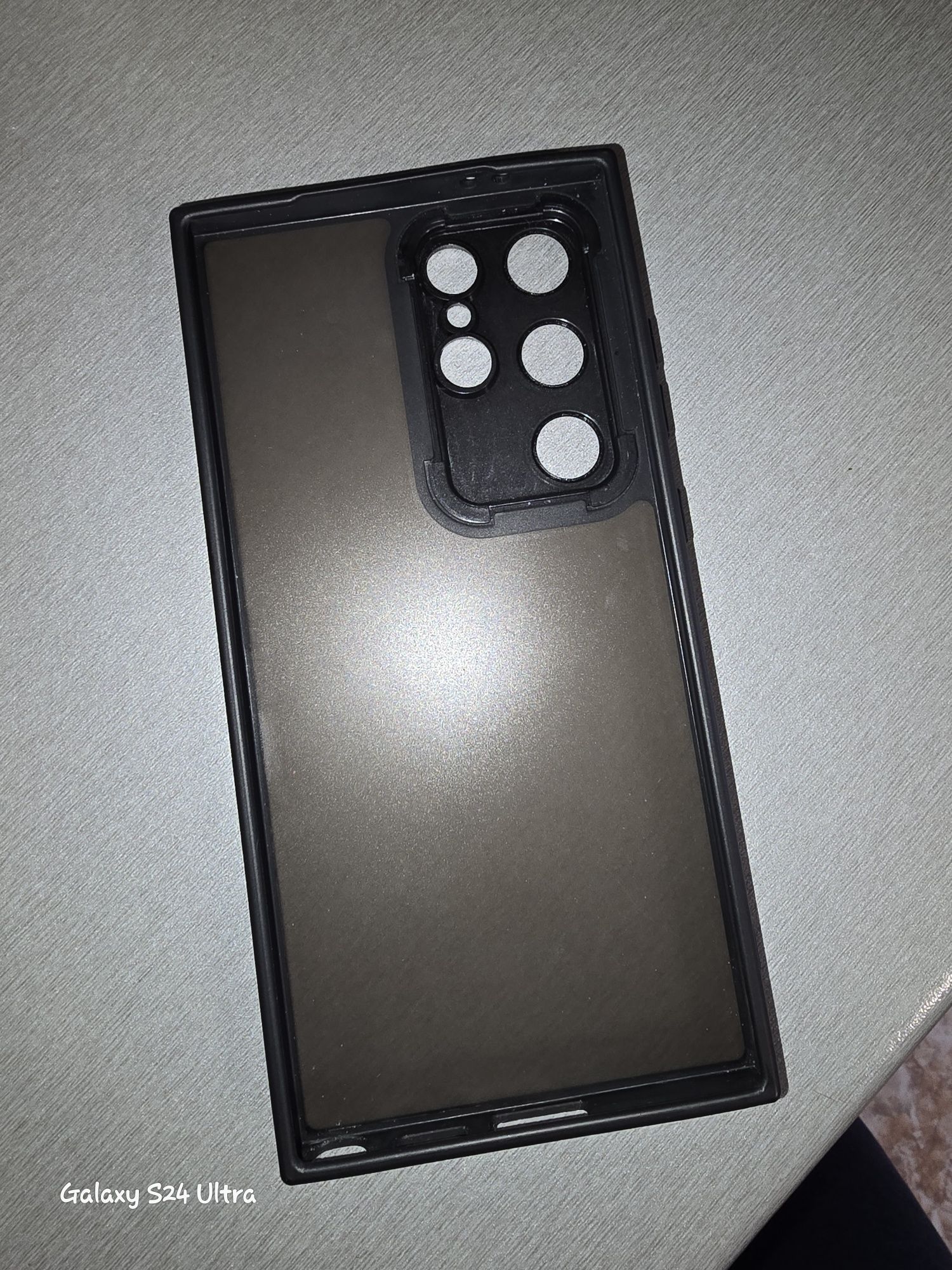 Samsung Galaxy S24 Ultra- Нови