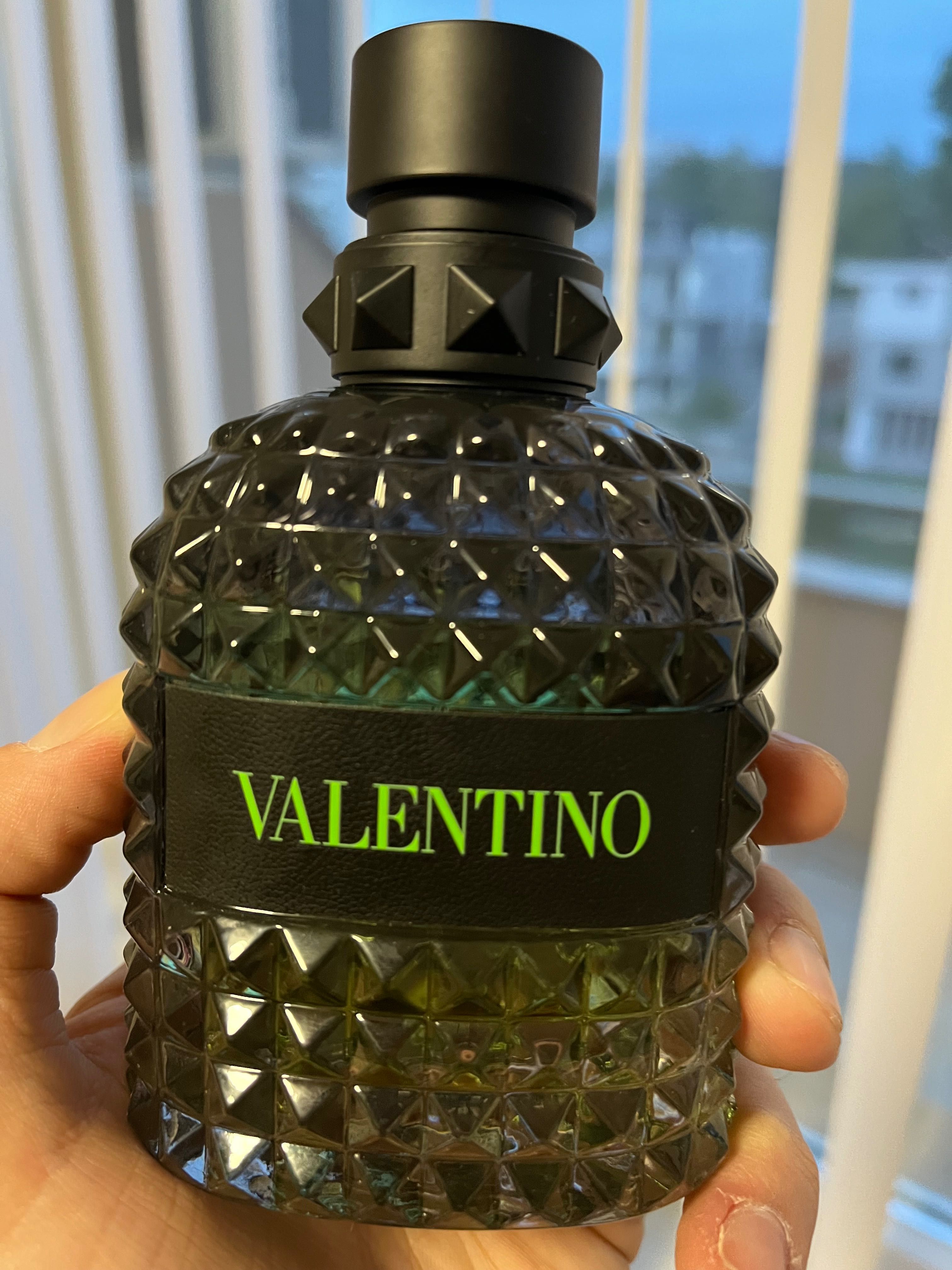 Valentino Green Stravagnza