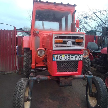 Tractor romanesc U445