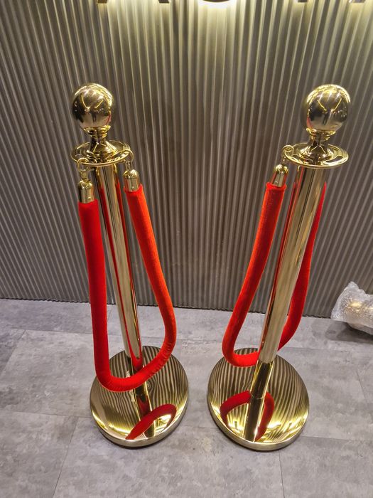 18.000тысПродажа. Перфлексы. Турникеты. Стойка .Красная дорожка