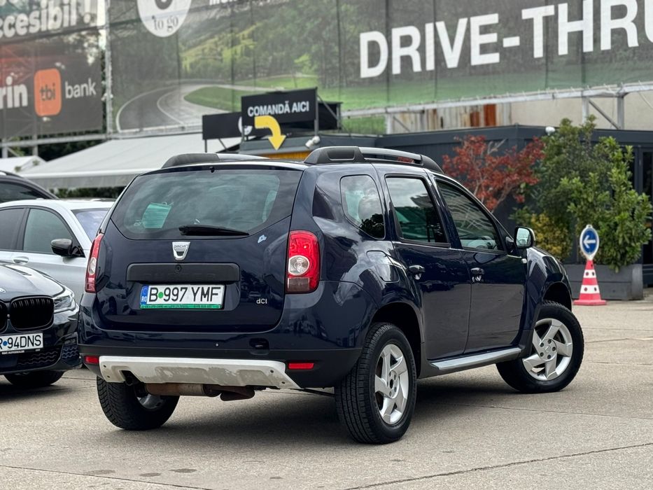 Dacia Duster pachet de drumuri grele 4x4 piele stare impecabila