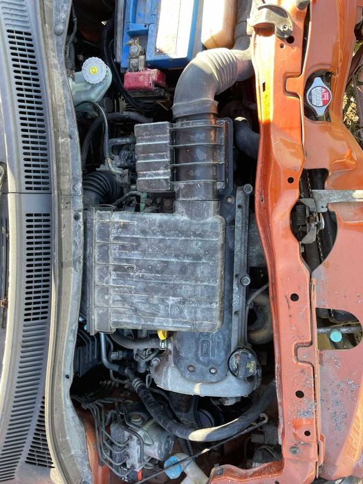 Suzuki Swift 1.3 I НА ЧАСТИ сузуки суифт 1.3 бензин key less