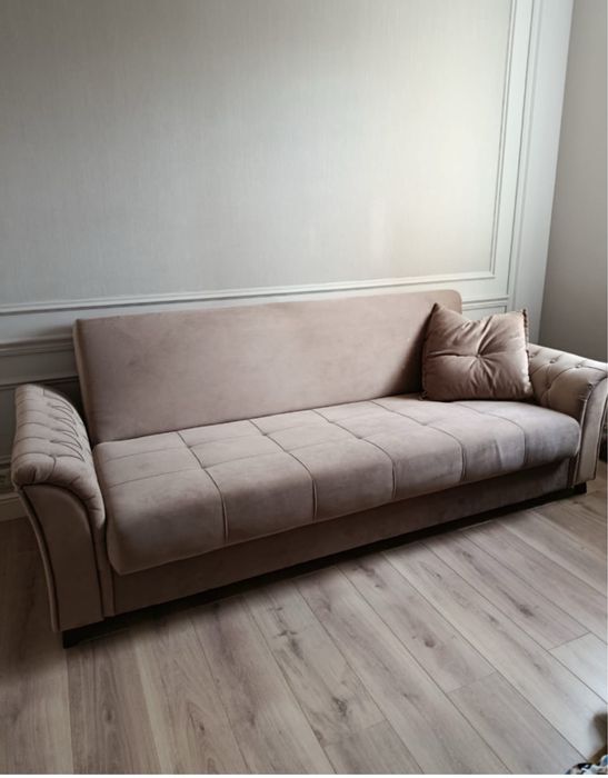 Продается диван. В отличном состояний