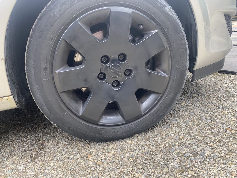 Jante astra h cu cauciucuri de vara 205/55 r16