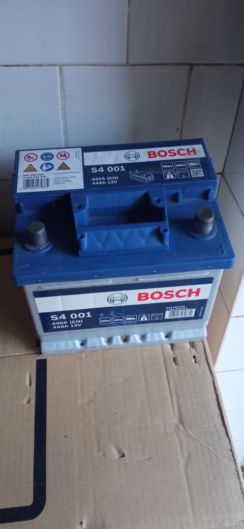Акумулатор BOSCH 44 AH