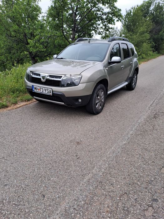 Vând Dacia Daster 4x4 Fabricație 2012 în stare foarte bună de funcțion