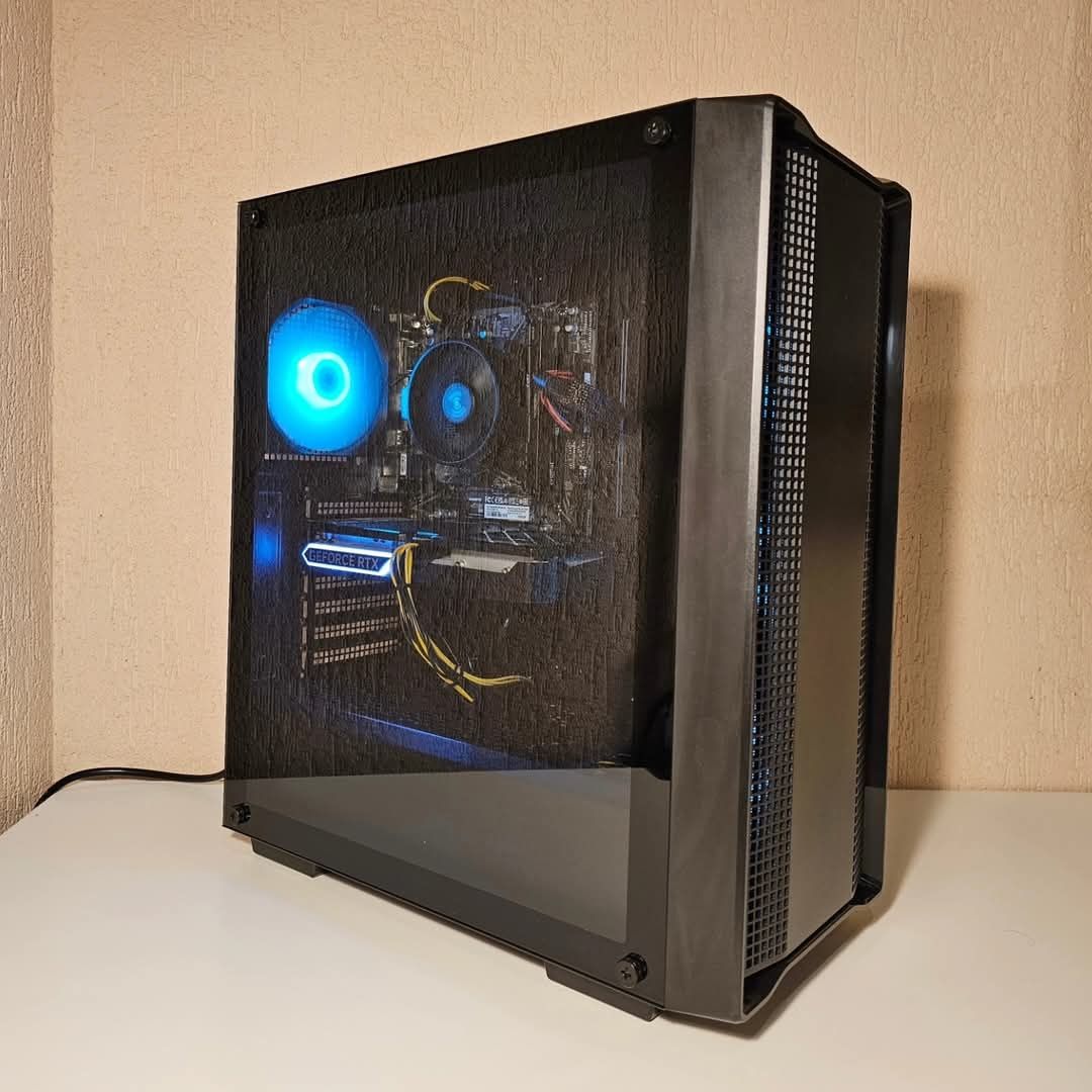 Calculator PC GAMING, RYZEN 5 5500, 32GB DDR4, RTX 4060 8GB 32GB DDR4,