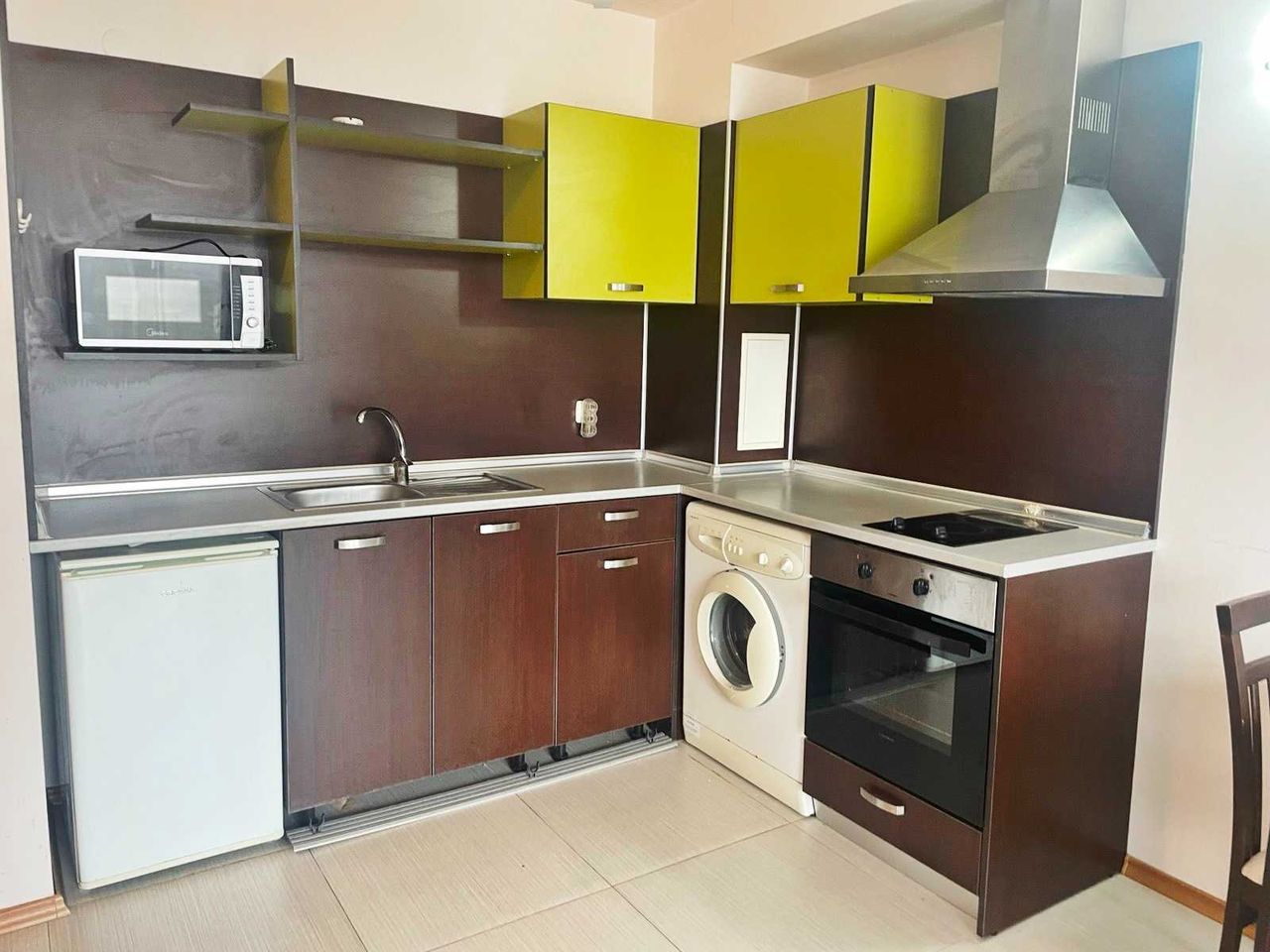 Продава се Двустаен апартамент в к.к. Слънчев бряг - 66 кв.м за 1031 €/кв.м - Снимка #6
