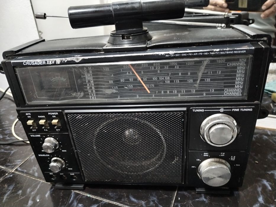 Radio receptor Crusader XK portabil