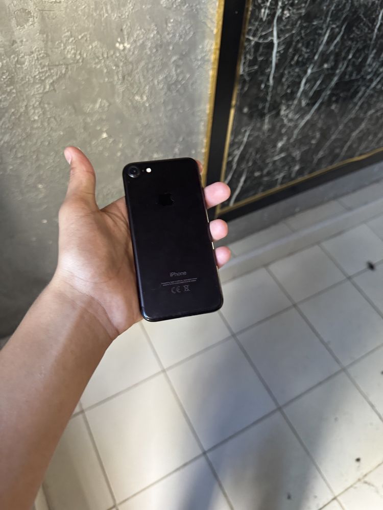 iphone 7s sotiladi