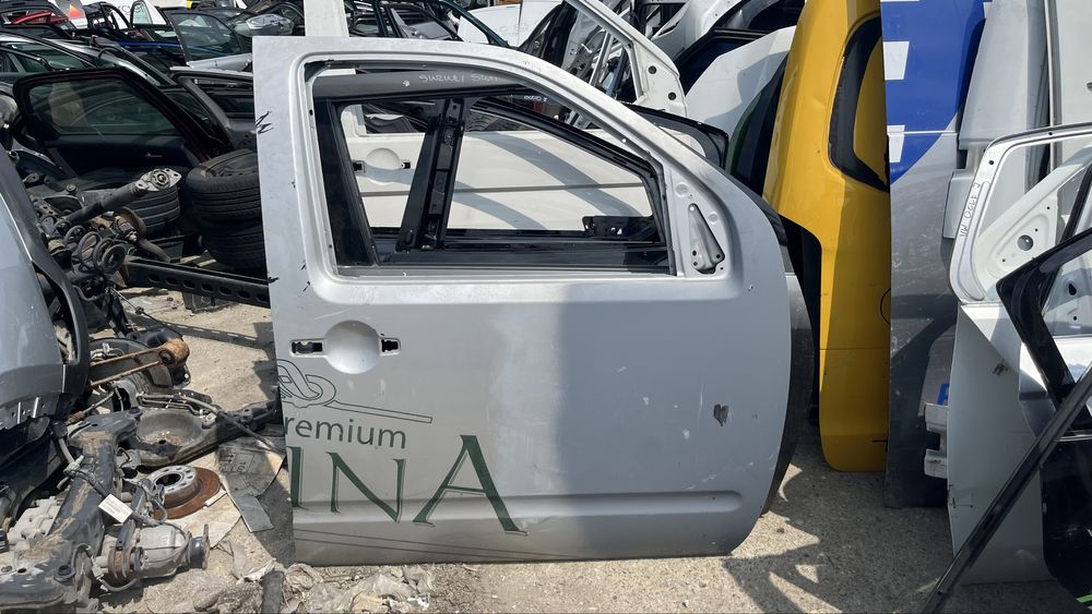 Предна дясна врата Nissan Navara