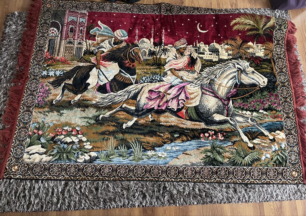 Vand carpeta originala “rapirea din serai”, din 1980