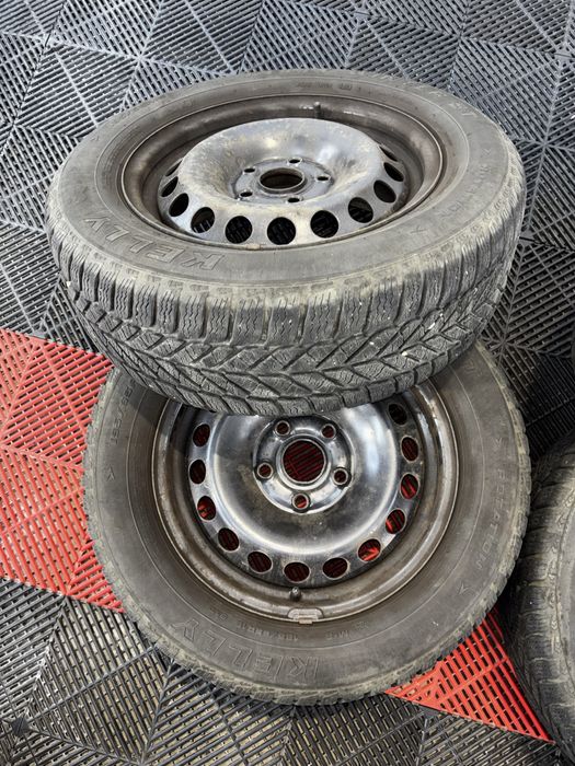 Jante cu cauciucuri de iarna