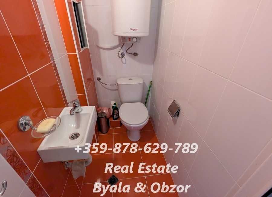 Продава се Тристаен апартамент в Бяла - 140 кв.м за 822 €/кв.м - Снимка #14
