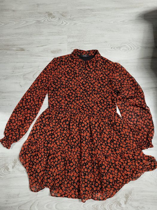 Rochiță Bershka, mărime M , ca nouă