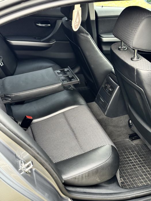 BMW Seria 3 E90 320D 177cai 2009 Euro 5 Automata