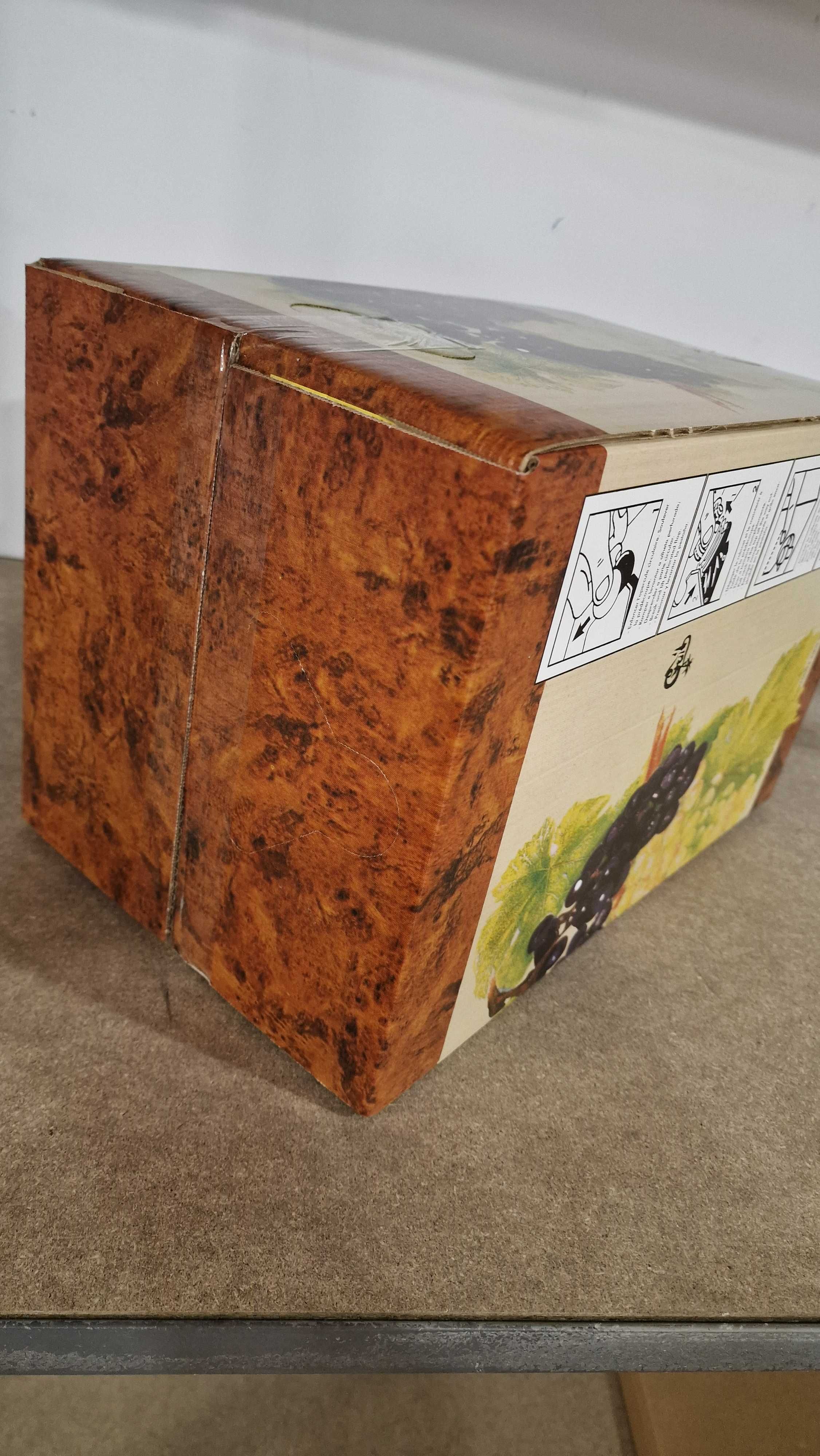 cutii bag in box carton caserat 20L vin suc lichide