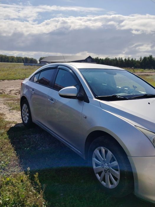 Chevrolet Cruz Sidan 2013