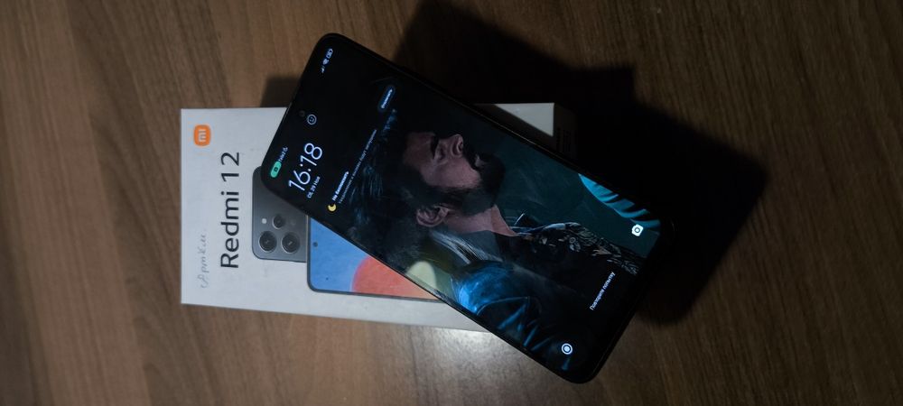 Продам телефон Редми 12