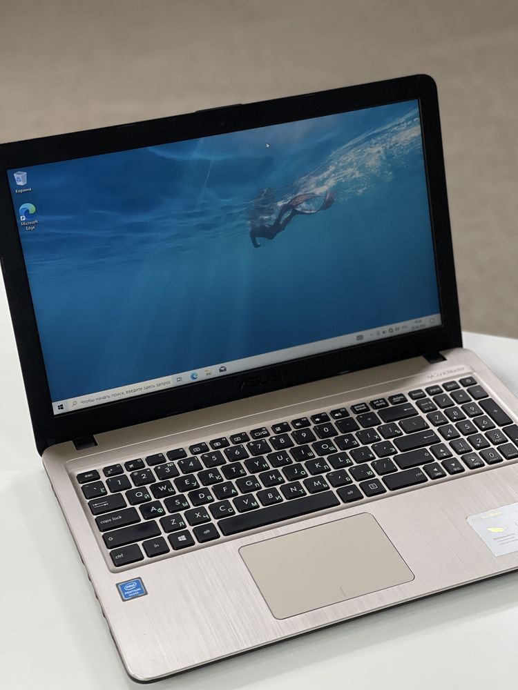 Продается ноутбук Asus Vivobook