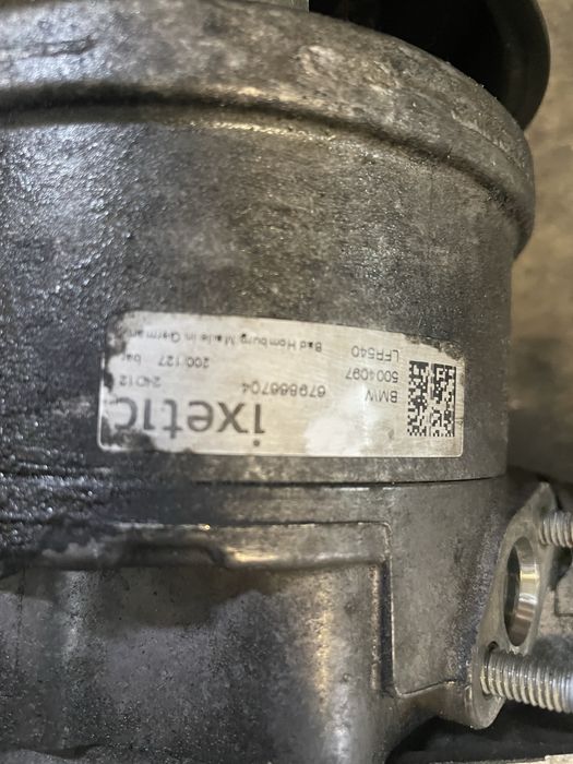 Хидравлична помпа БМВ Ф10/ Ф11 (pompa bmw f10)