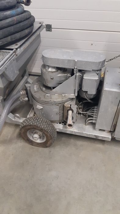 Continental pompa de tencuit/torcret/sapa la 220V completă de accesori