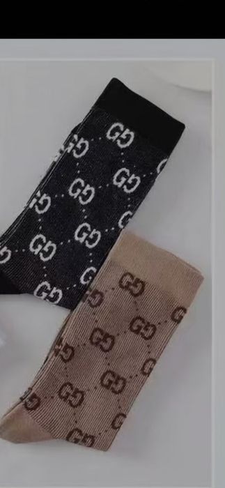 Șosete lungi Gucci, model 2026