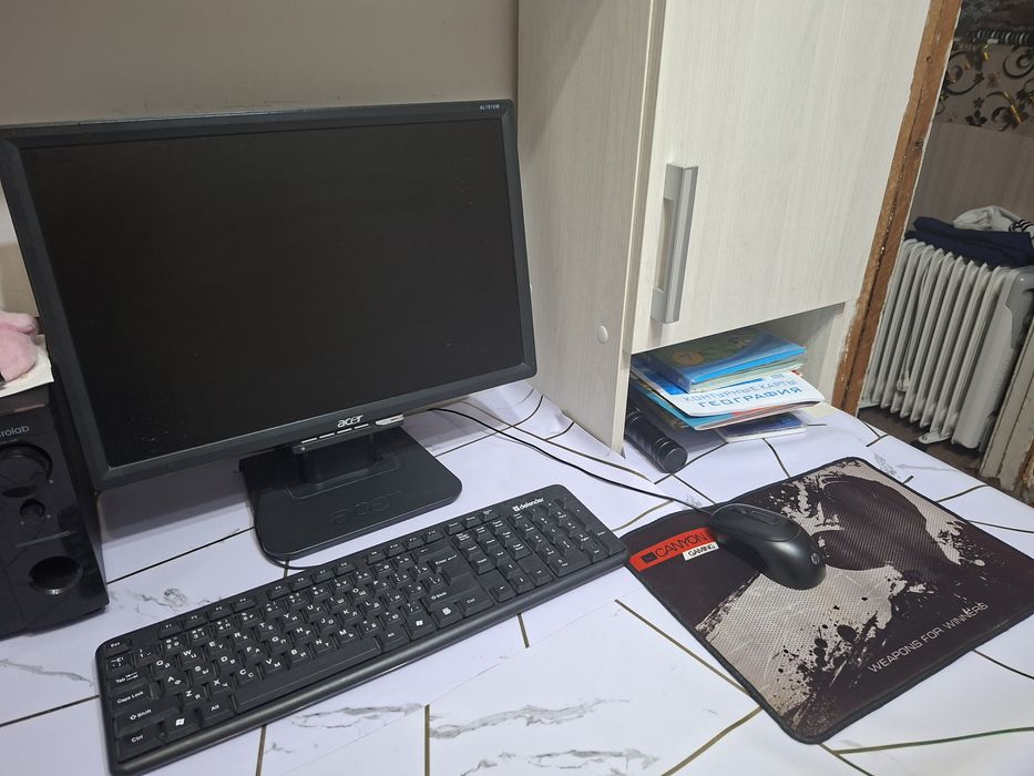 Продам монитор, мышку,клавиатура и ковроик