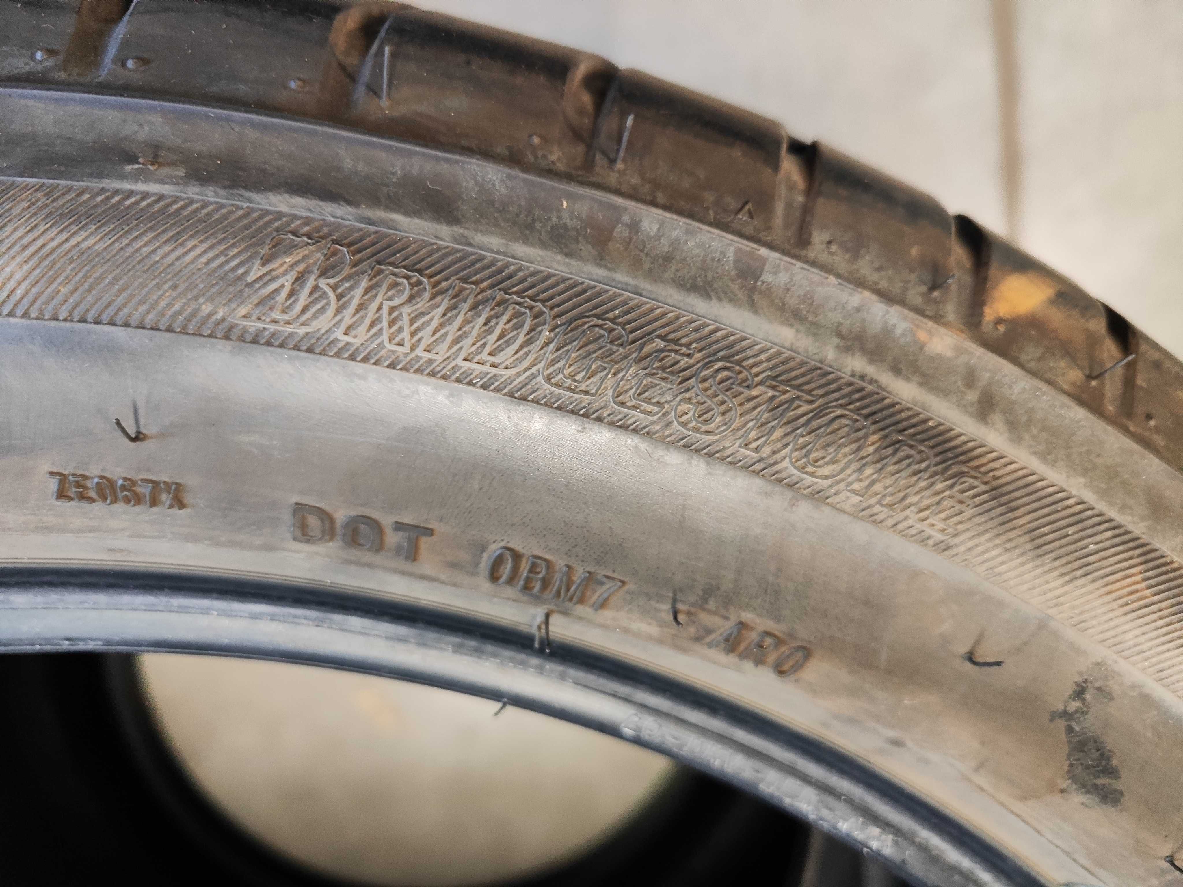 4бр. летни гуми 305/40/20-275/45/20 Bridgestone спорт пакет