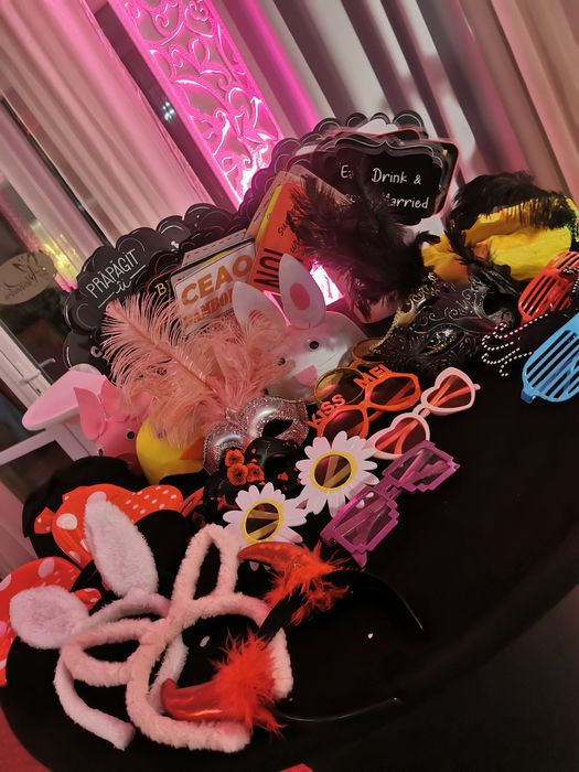 Închiriez Oglindă Magică