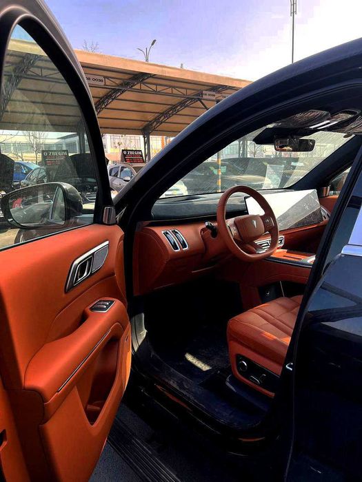 Deepal S09 —  4x4 Ultra