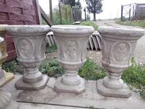 vaze de flor din beton
