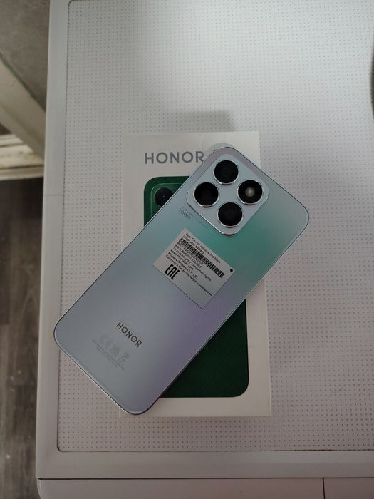 Honor X8c va X8b
