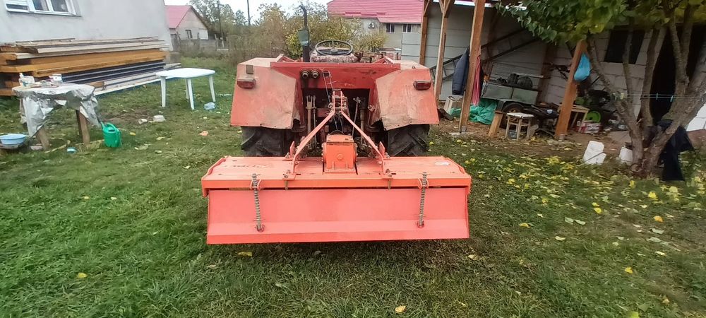 Vind Tractor UTB 550