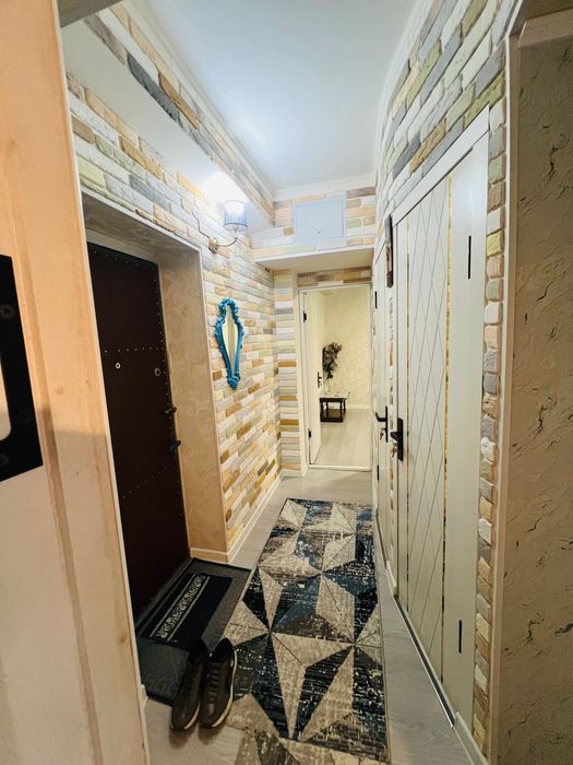 Ц 6,,,Продаю свою 2х комнатную квартиру