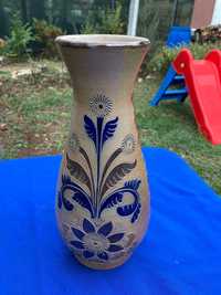 Керамична ваза .