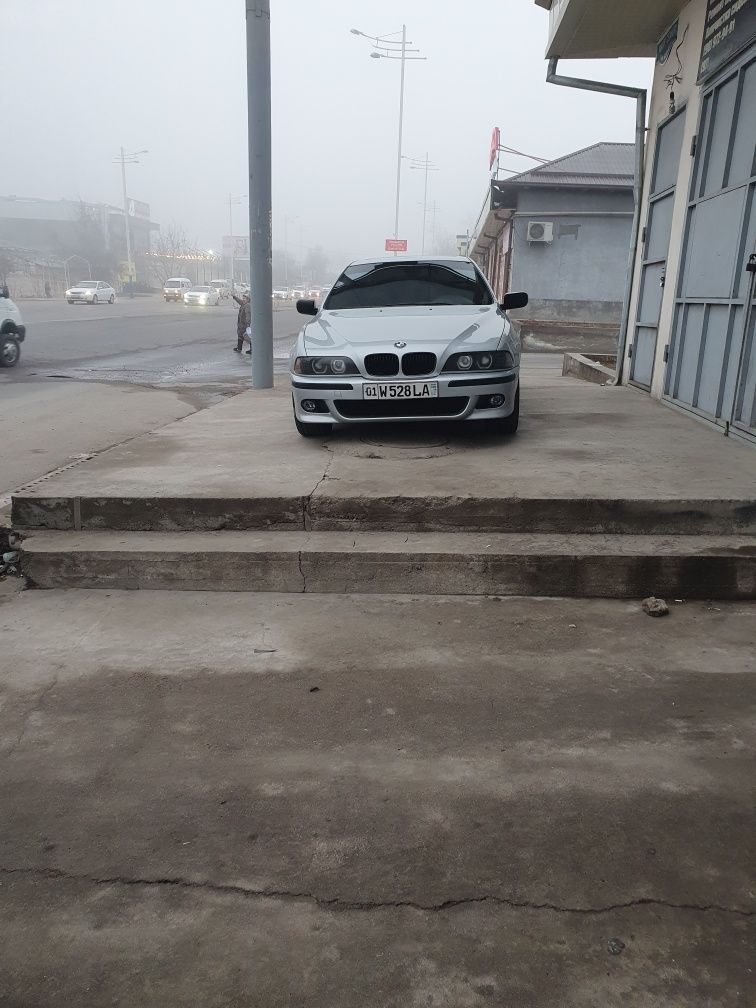 Продаётся BMW e39 m52 1996года япошка