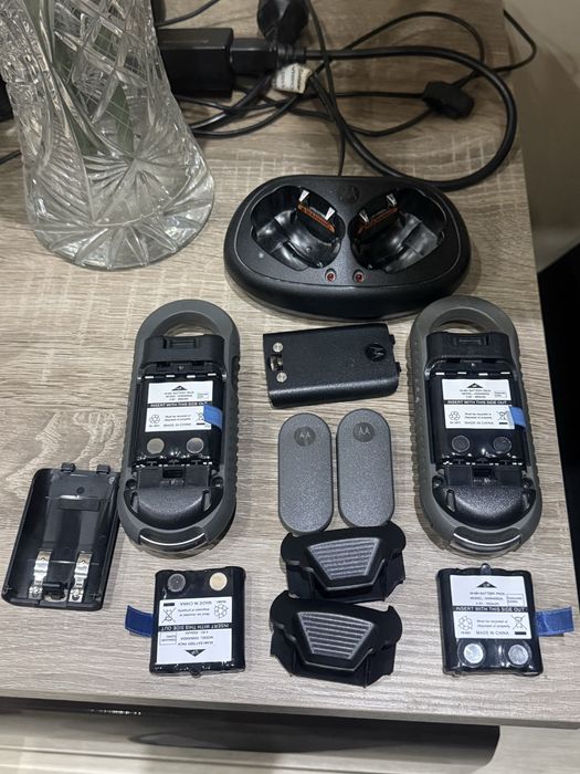 Радиостанция Motorola - Walkie-Talkies