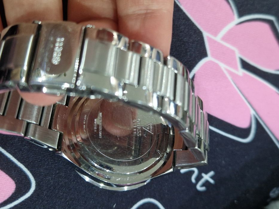 Ceas original Guess NEFUNCȚIONAL