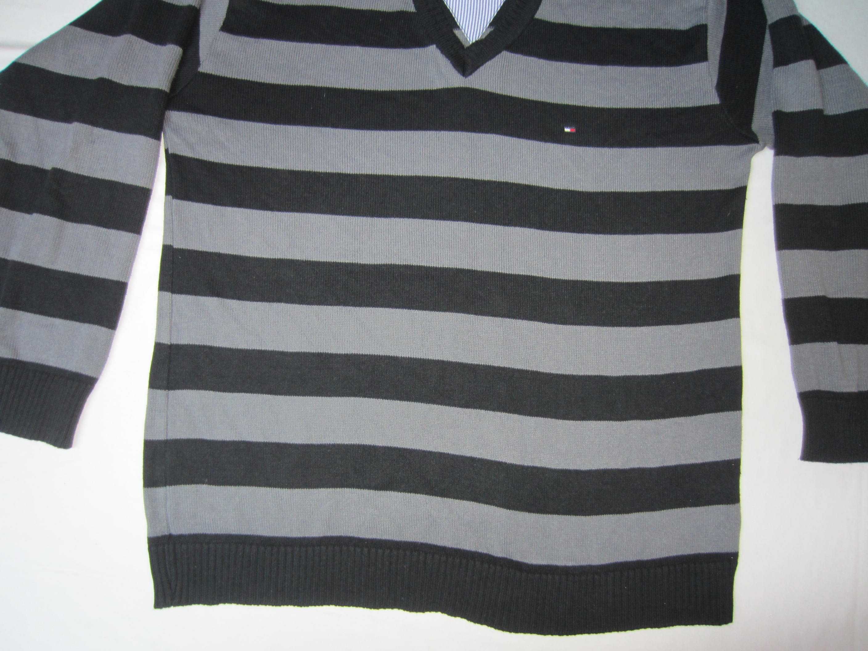Pulover Tommy Hilfiger, masura XXL, stare foarte buna