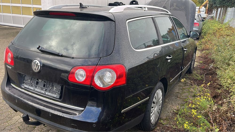 Aripa fata stanga dreapta impecabile vw Passat B6 LC9X negru