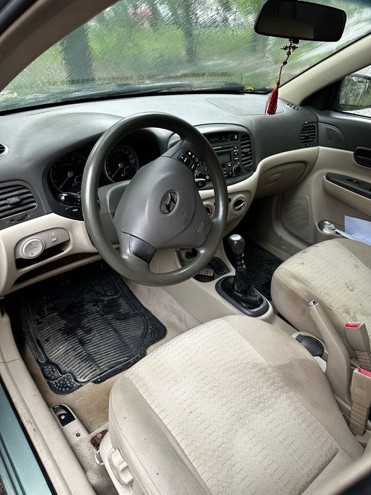 Hyundai Accent 1.4 benzina