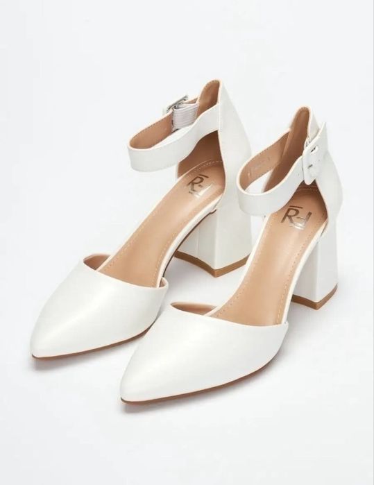 Продается туфли почти новые