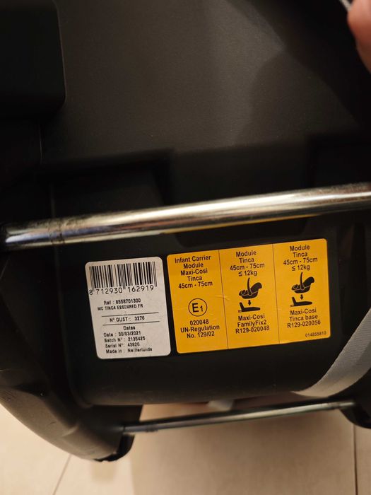Стол за кола 0-13кг Maxi-Cosi Tinca iSize и изофикс база Familyfix3