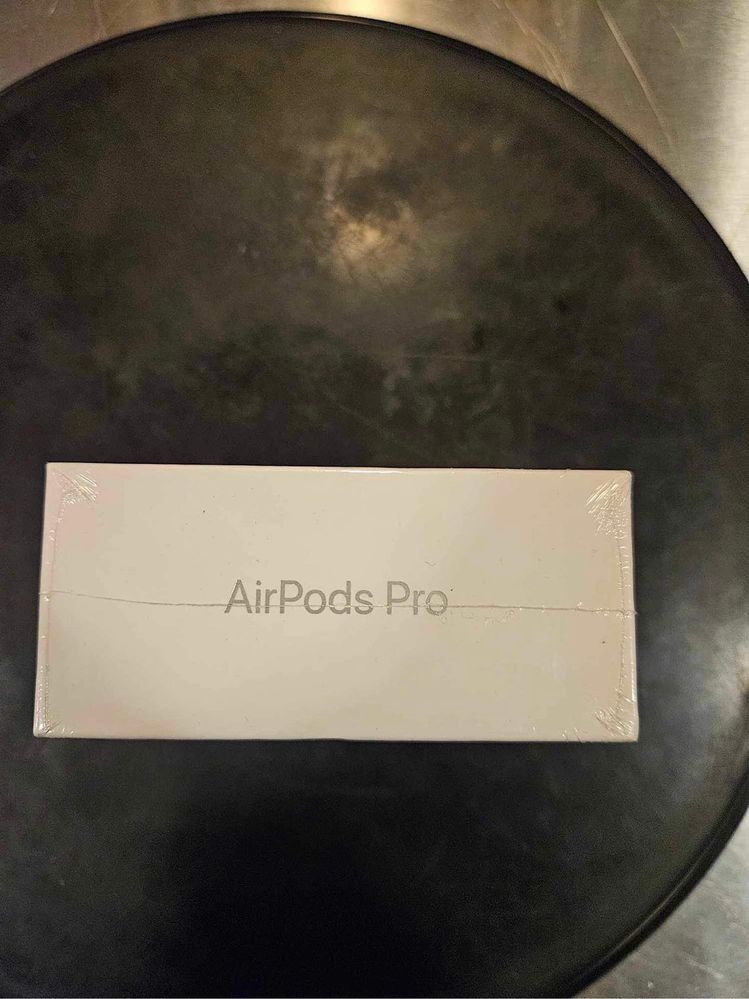 Airpods Pro 2nd generation 2023
