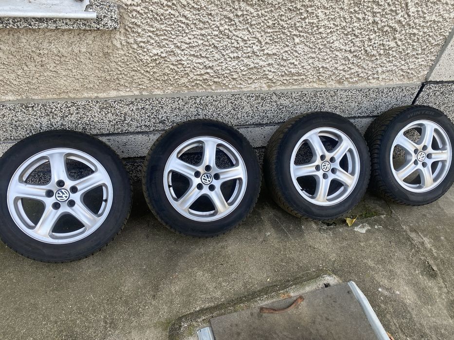 Продавам джанти с зимни гуми 15ски 5х100