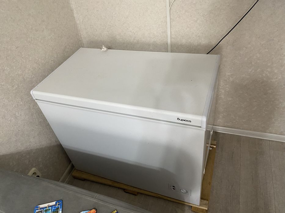 Продам МОРОЗИЛЬНИК бирюса