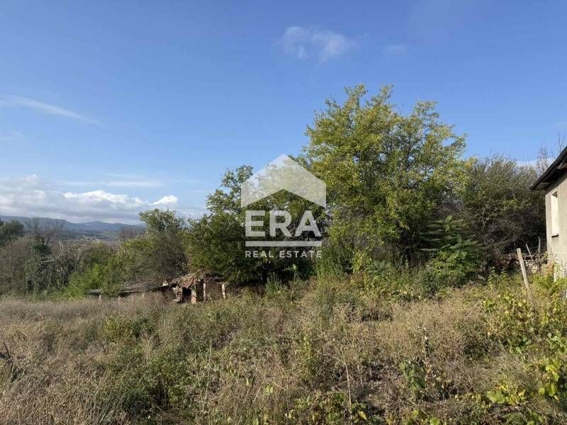 Двуетажна къща в  село Бодрово